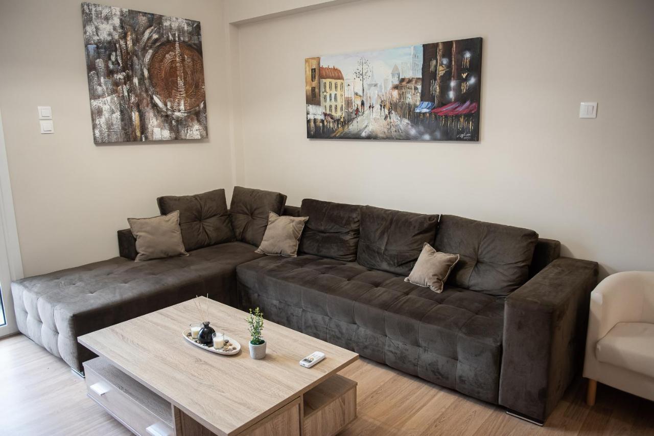 Apartment Spacious Renovated Flat 10min To Metro Station